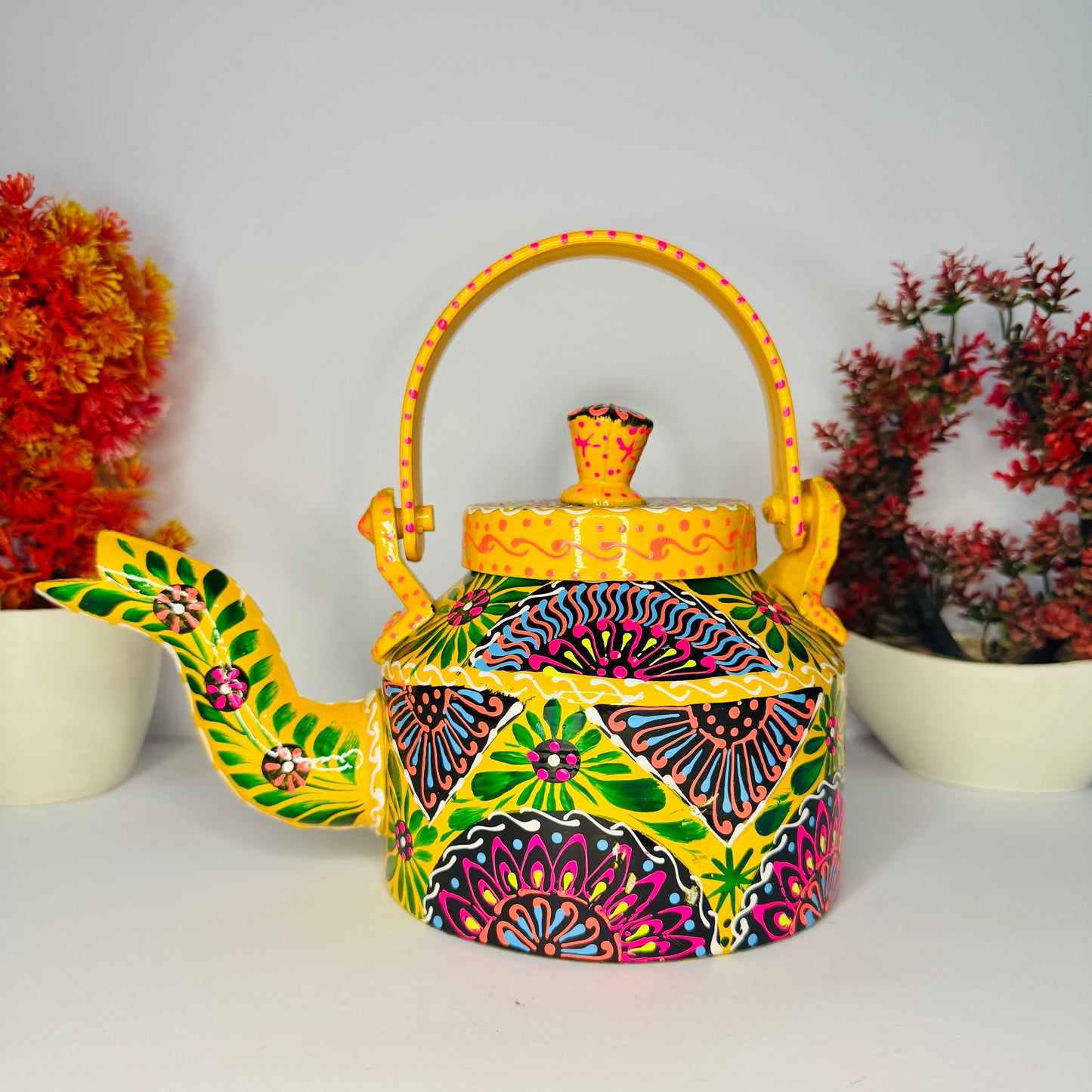 Fine Art Decorative Kettle – Handcrafted Cultural Elegance S-001