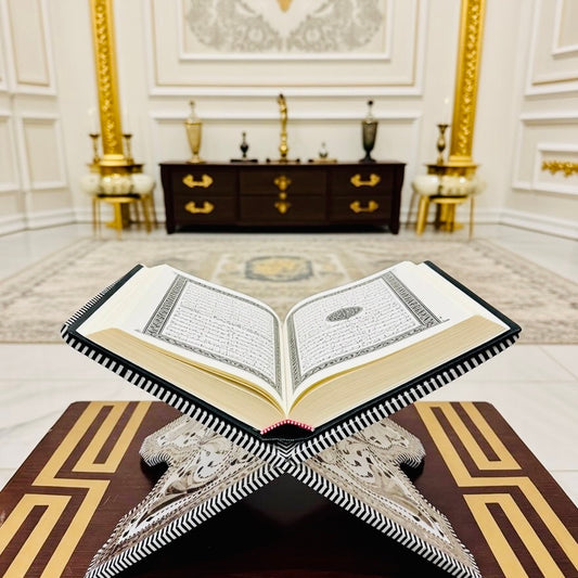 Holy Book Rest (Rehel) 009