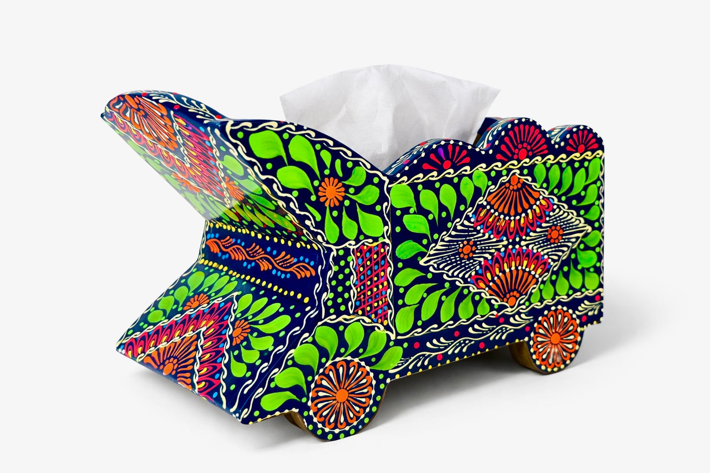 Fine Art Decorative Tissue Box Holder – Handcrafted Wooden Truck 003