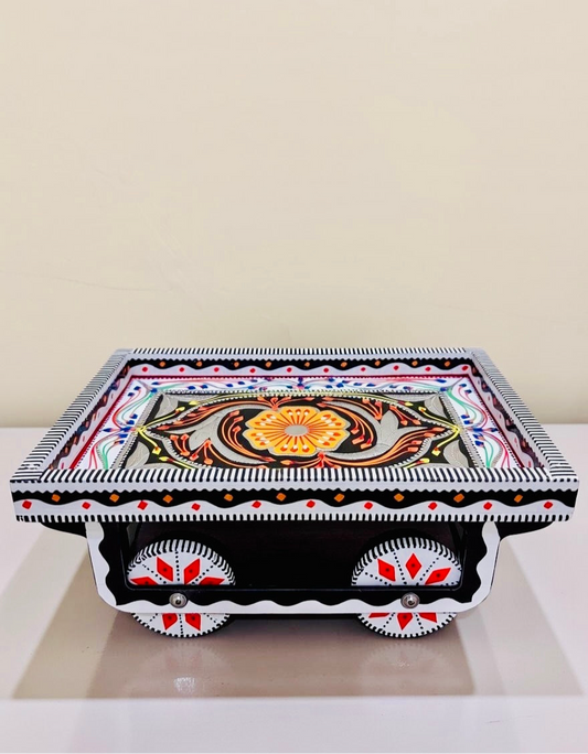 Thaila Tray With Moving Weels 009