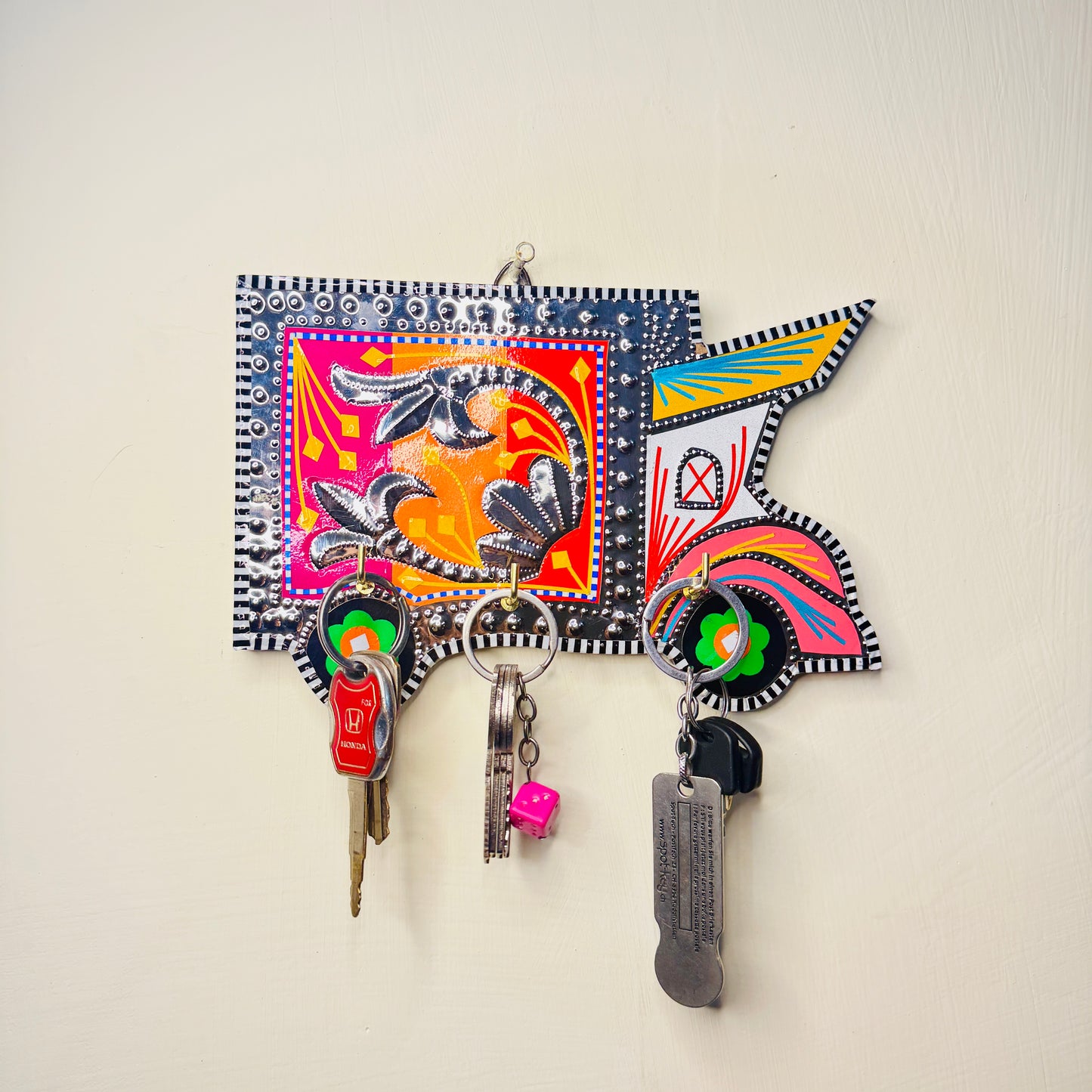 Truck Key Holder Chamakpatti D01