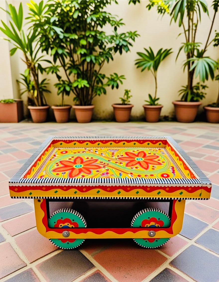 Thaila Tray With Moving Weels 001