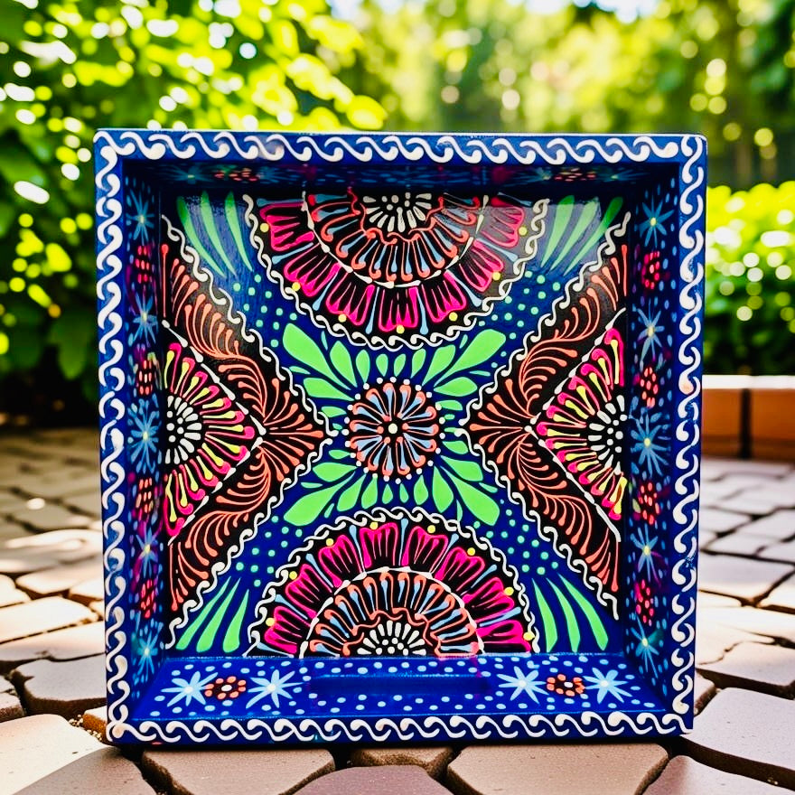 Dark Blue & Red Floral Motif Square Cone Serving Tray 003