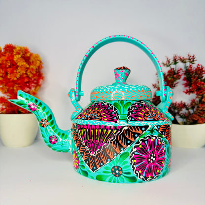 Fine Art Hand-Painted Kettle – A Masterpiece of Traditional Craft L-007
