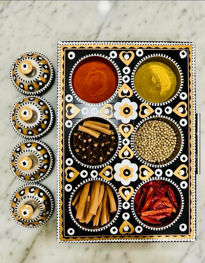 Six Partition Tray Chamakpatti Art 006