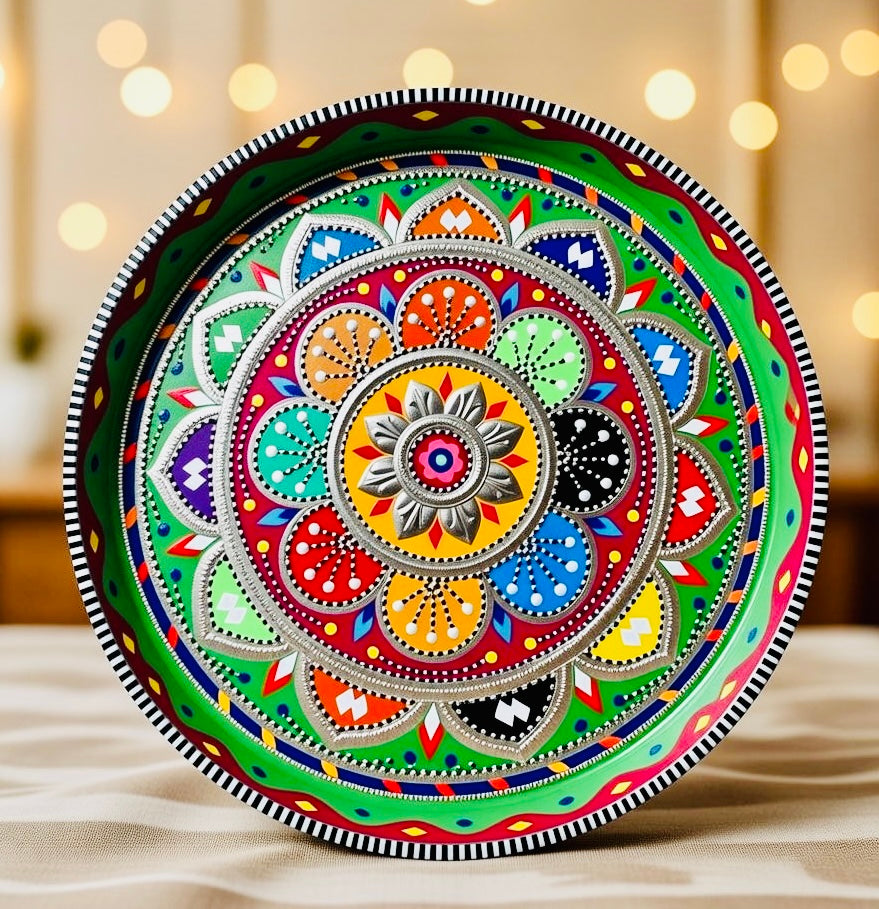 Green & Multicolor Flower Round Large Tray (Chamakpatti) 004-00
