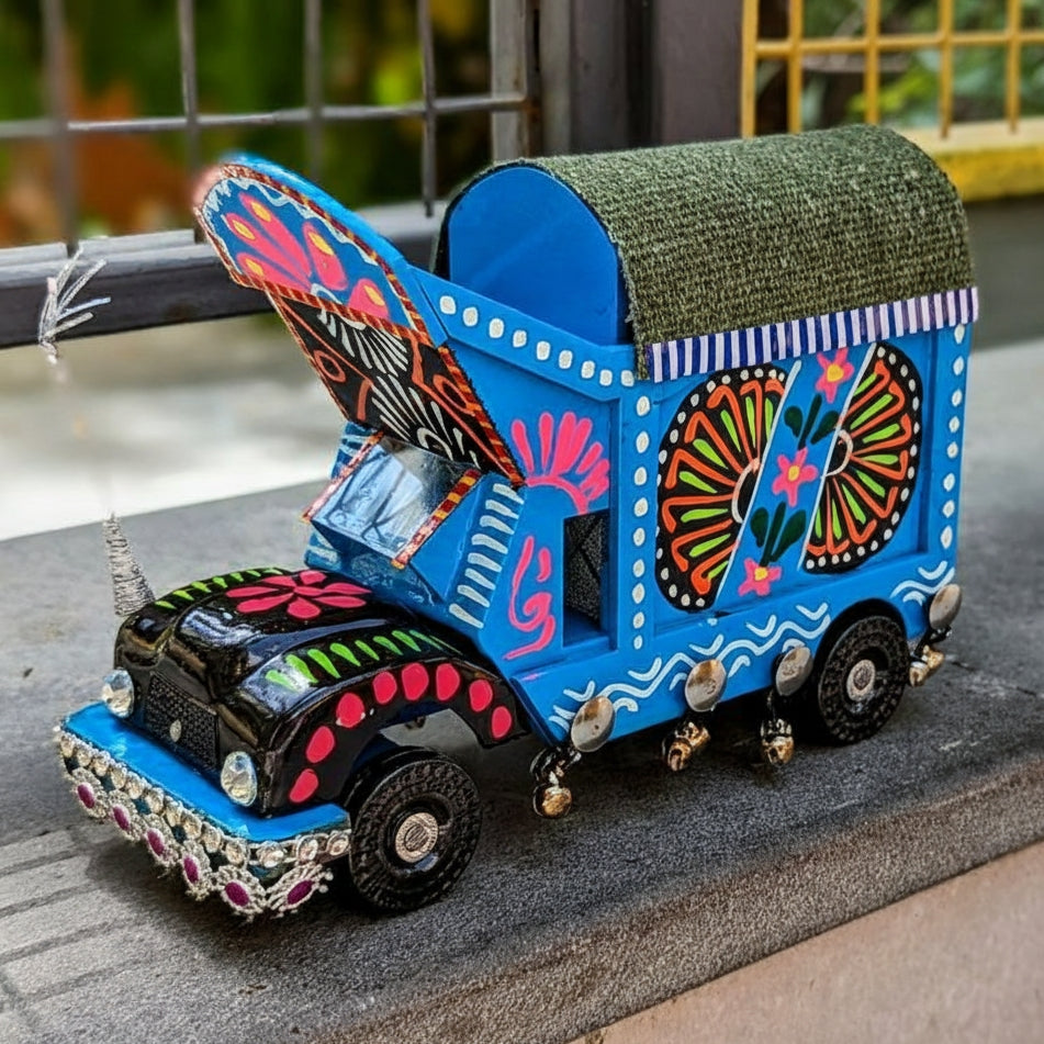 Hand-Painted Truck decore 005